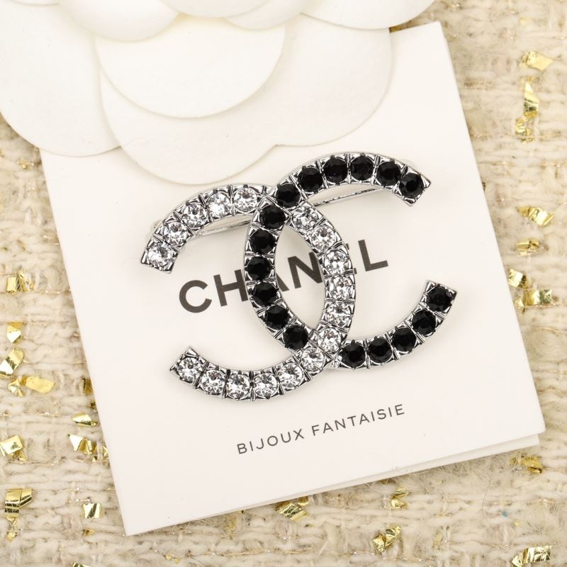 Chanel Brooches - Click Image to Close